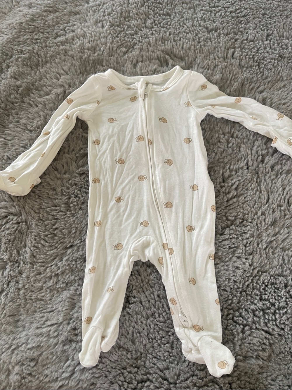 🌈 Carter’s Purly Soft Sleeper Preemie  Baby Footed One-Piece Snails